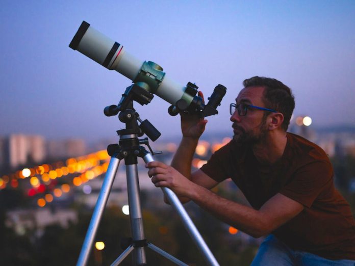 In meiner langjährigen Erfahrung mit optischen Geräten und insbesondere Teleskopen habe ich